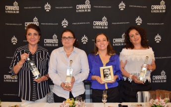 Carreño el mezcal del Don, obtiene medallas Gran Oro, Oro y Plata en concurso de marcas 2017