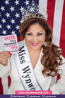 Miss Wynwood aterriza en Bogotá para presentar su campaña presidencial Miss Wynwood aterriza en Bogotá para presentar su campaña presidencial