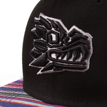 Squalo celebra sus 25 años con una colección de gorras inspiradas en las deidades de la cultura mexicana