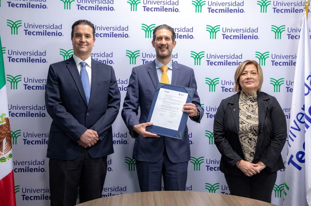 Fotografia Universidad Tecmilenio y Universidad de Burgos firman