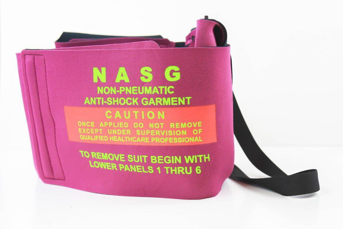 Fotografia Beneficios del NASG: Traje Antichoque No Neumático