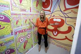 Noticias Internacional | Paula Scher experiencias con estudiantes en