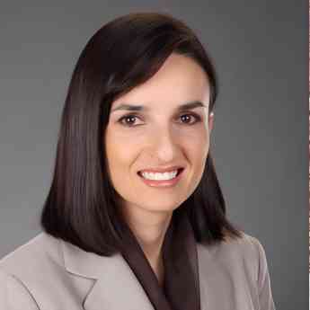 Mercedes de la Maza es reconocida en Mujeres PRO 2025 por promover el empleo juvenil en México