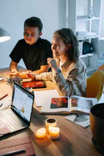 Las carreras en línea con más demanda en 2025 son en tecnología, diseño, negocios y educación según UMAD Las carreras en línea con más demanda en 2025 son en tecnología, diseño, negocios y educación según UMAD