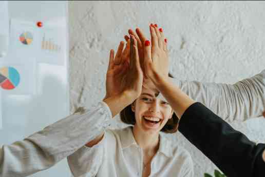 Propósito y liderazgo positivo en equipos híbridos: Tecmilenio