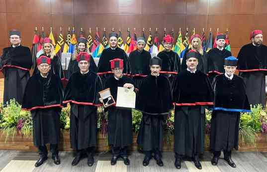 UAG otorga Doctorado Honoris Causa al Dr. Arturo Cherbowski 