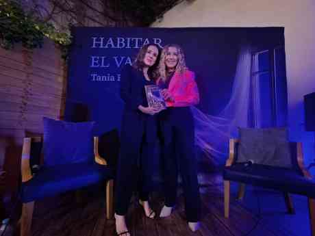 Tania Rudelman presentó su primera novela en CDMX: "Habitar el vacío"